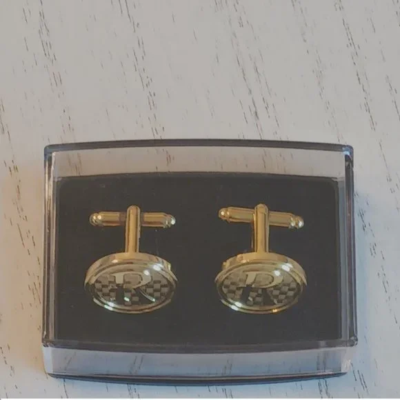 Initial "R" Cufflinks - Picture 2 of 2